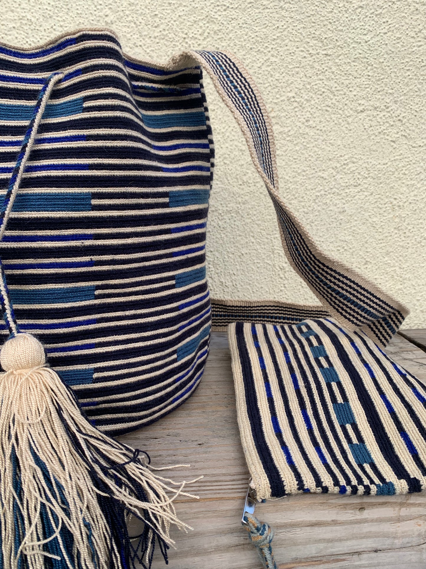 Cross body, L