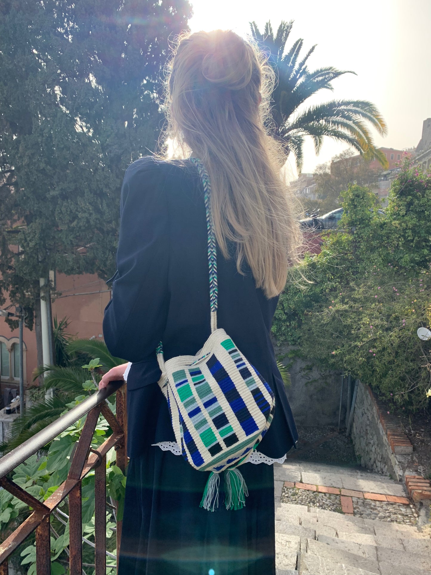 Cross Body, M