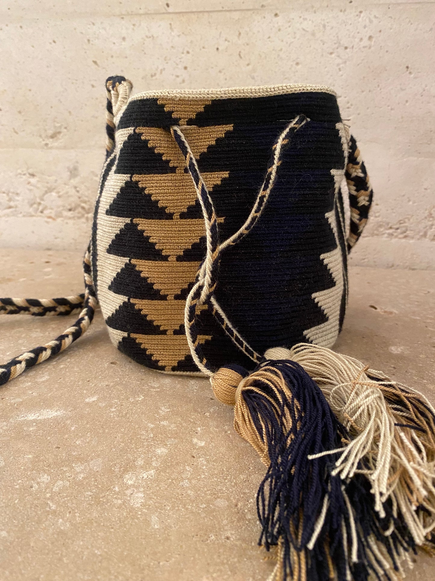 Cross Body, M