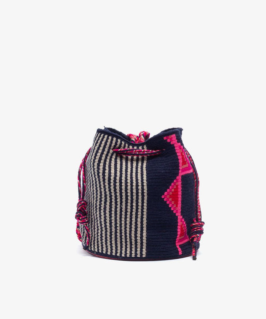Cross Body, Mitra